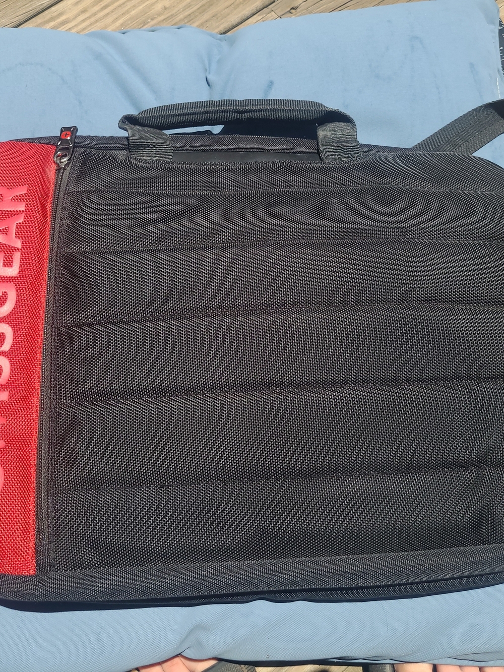 Swiss Gear SA8733 Black TSA Friendly ScanSmart Laptop Messenger Bag